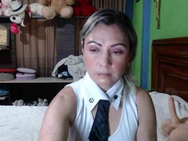 Charlizetheron1 webcam