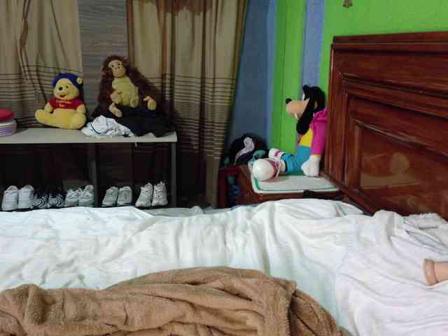 Charlizetheron1 webcam