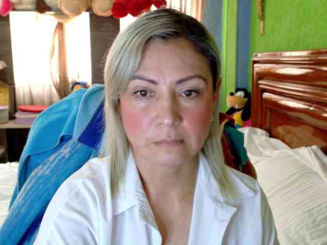 Charlizetheron1 webcam