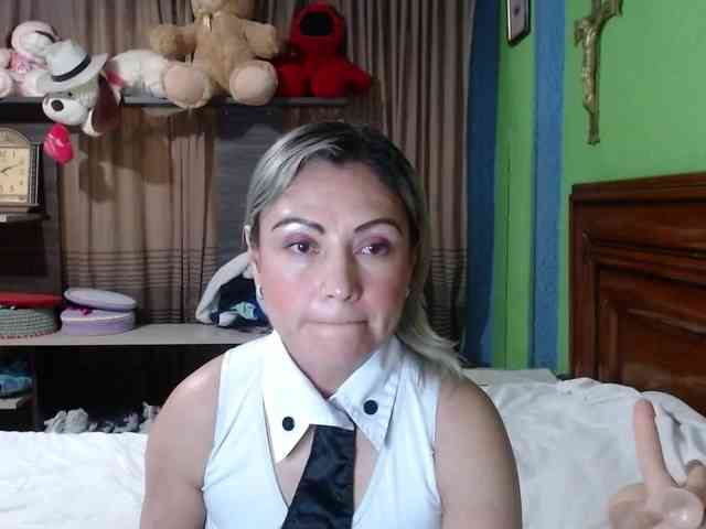 Charlizetheron1 webcam