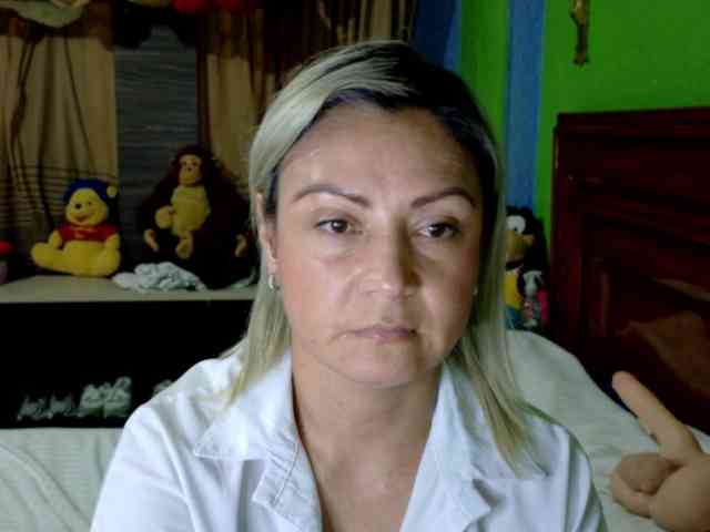 Charlizetheron1 webcam