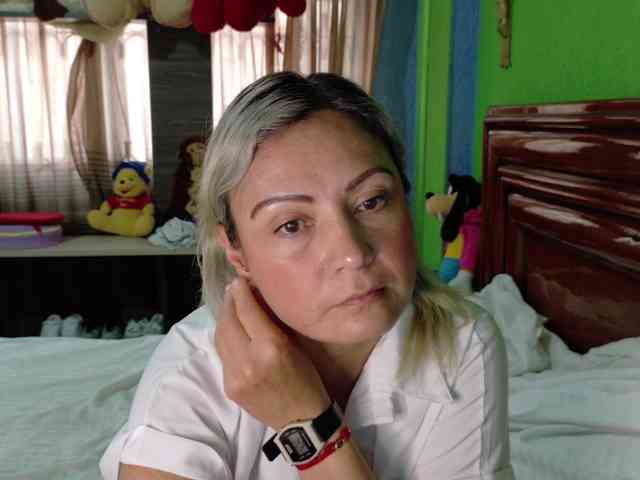 Charlizetheron1 webcam