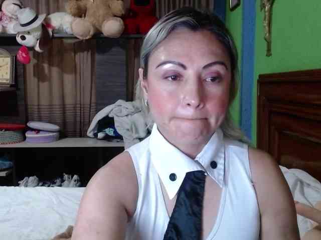 Charlizetheron1 webcam