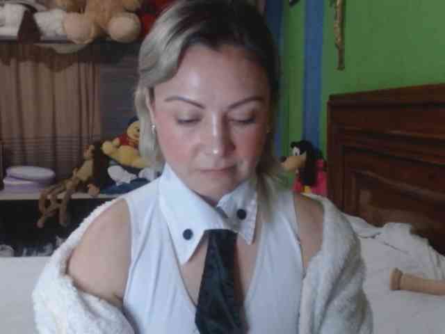 Charlizetheron1 webcam