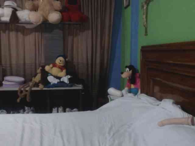 Charlizetheron1 webcam