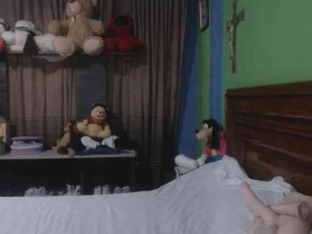 Charlizetheron1 webcam