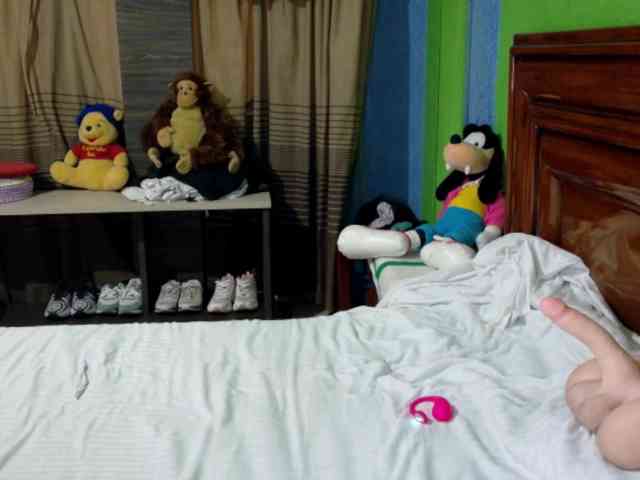 Charlizetheron1 webcam