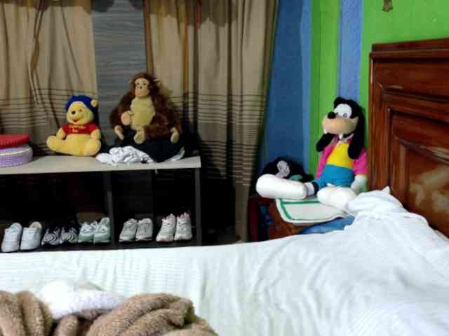 Charlizetheron1 webcam