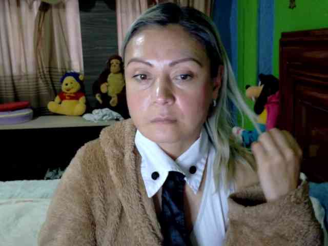 Charlizetheron1 webcam