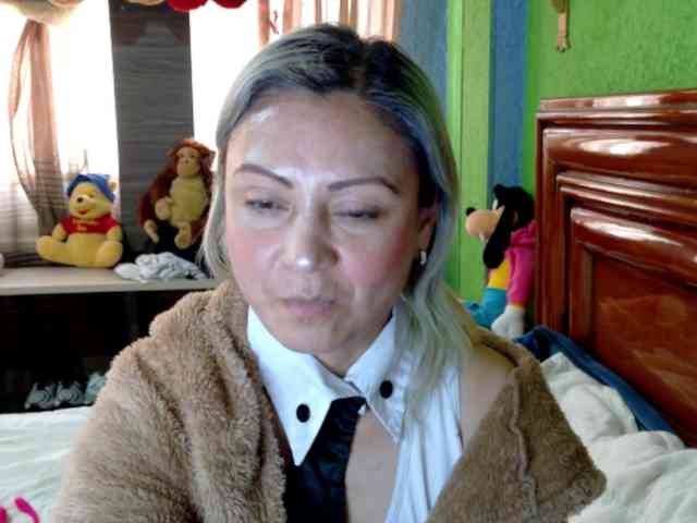 Charlizetheron1 webcam