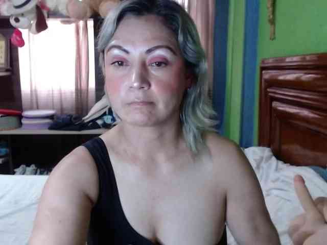 Charlizetheron1 webcam