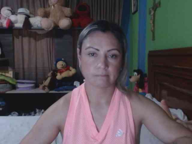 Charlizetheron1 webcam