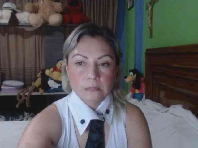 Charlizetheron1 webcam