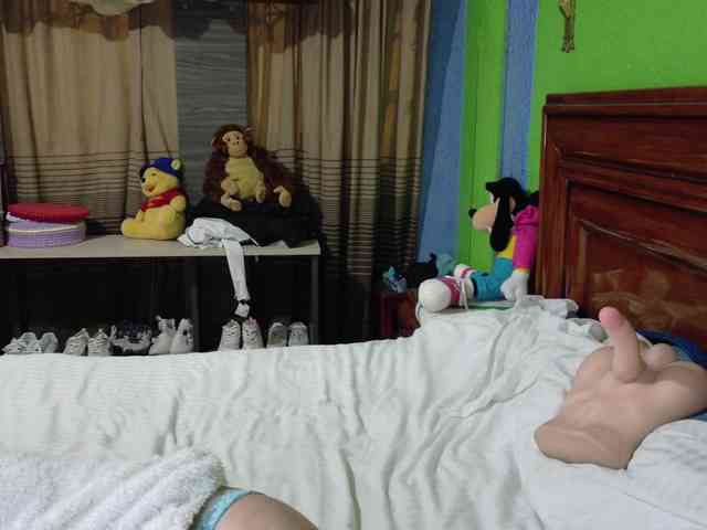 Charlizetheron1 webcam