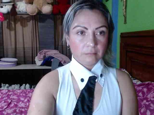 Charlizetheron1 webcam