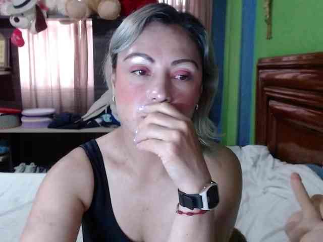 Charlizetheron1 webcam