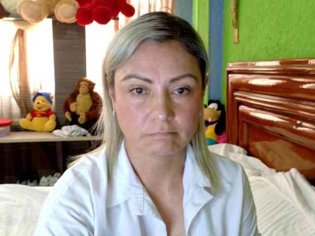 Charlizetheron1 webcam