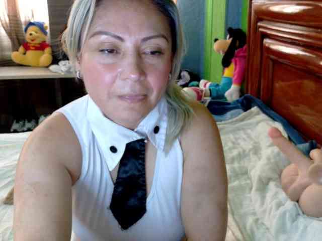 Charlizetheron1 webcam