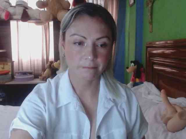 Charlizetheron1 webcam