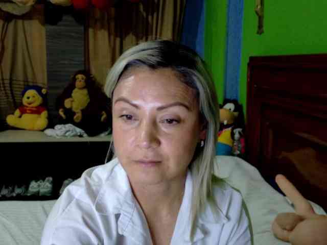 Charlizetheron1 webcam