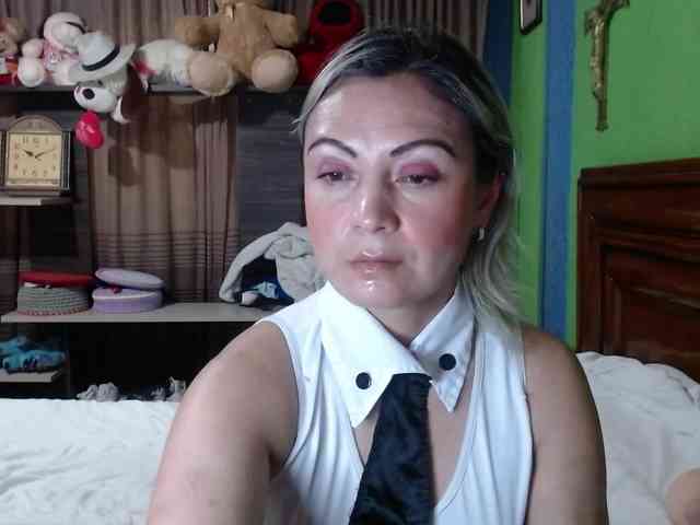 Charlizetheron1 webcam