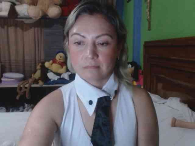 Charlizetheron1 webcam