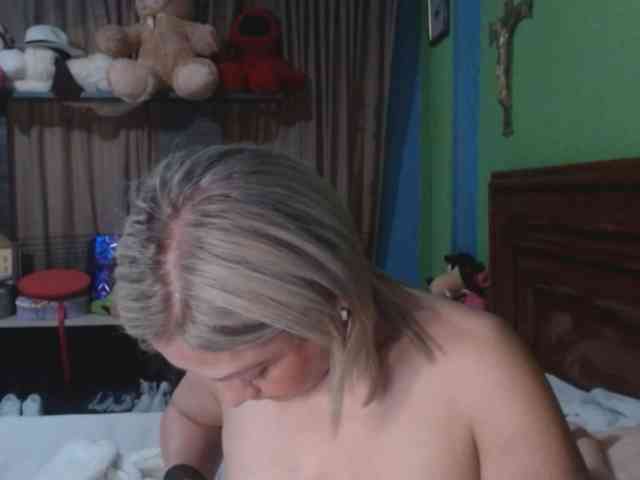 Charlizetheron1 webcam