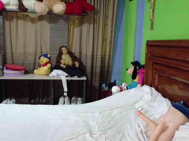 Charlizetheron1 webcam