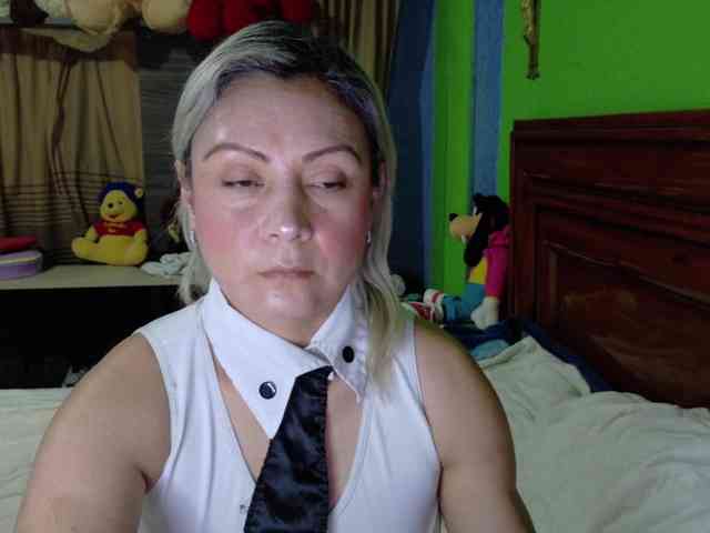 Charlizetheron1 webcam