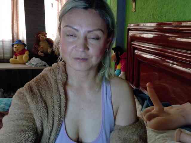 Charlizetheron1 webcam