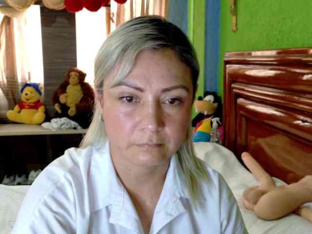 Charlizetheron1 webcam