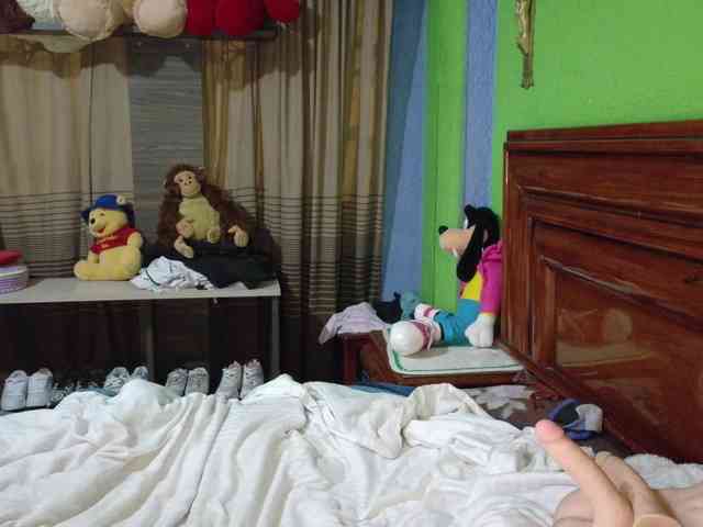 Charlizetheron1 webcam