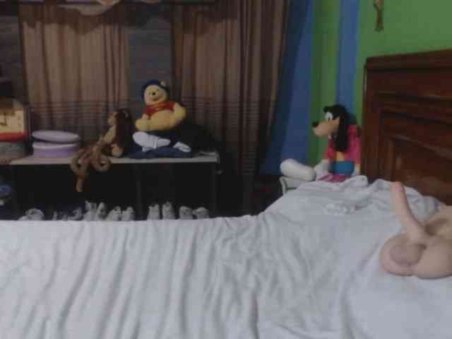 Charlizetheron1 webcam