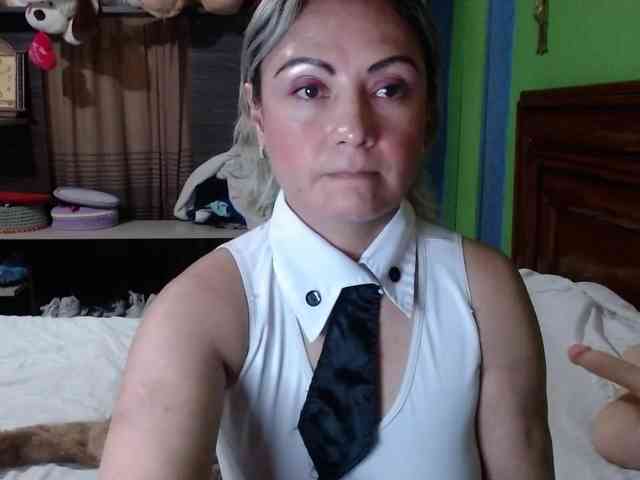 Charlizetheron1 webcam