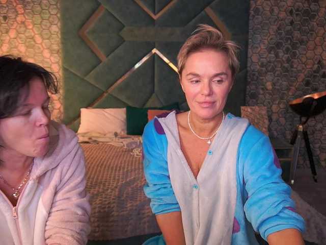 PleasureWeCouple from BongaCams is Freechat