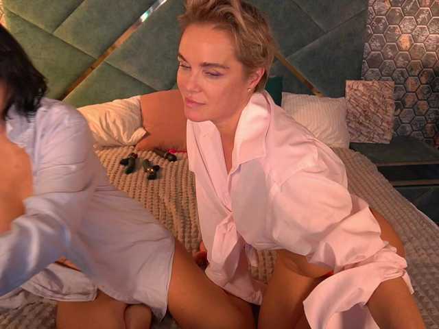 PleasureWeCoupl