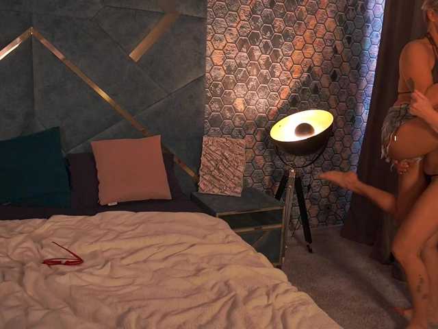 PleasureWeCoupl