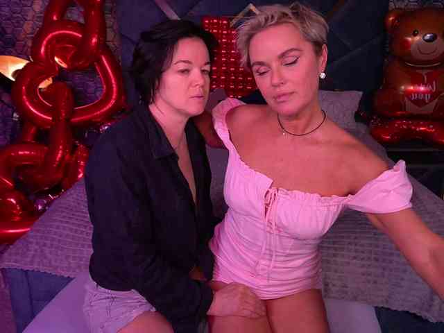 PleasureWeCouple Live Webcam on BongaCams