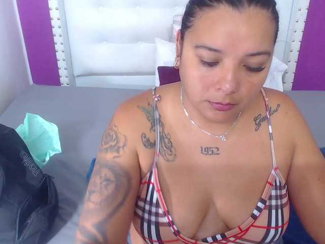 fat-naughtyass — Freechat on BongaCams