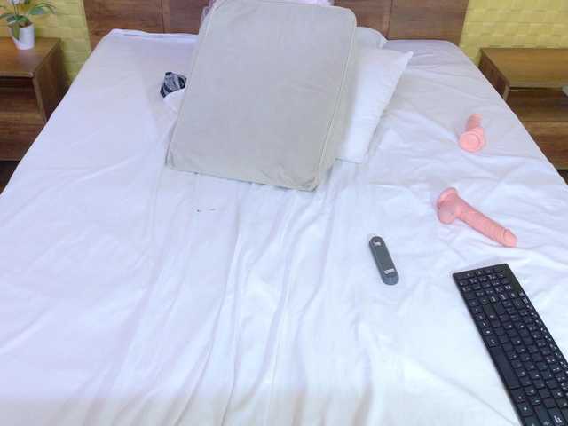 fat-naughtyass's BongaCams show and profile