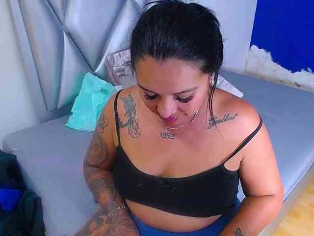 fat-naughtyass webcam