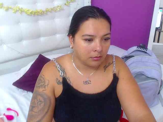 fat-naughtyass webcam