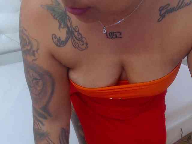 fat-naughtyass webcam