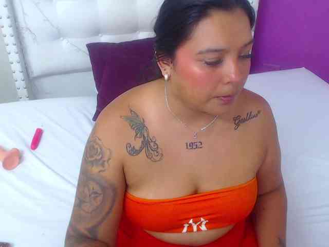fat-naughtyass webcam