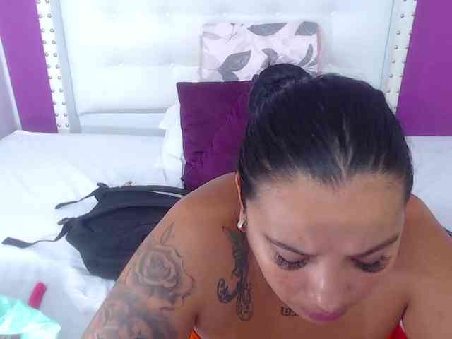 fat-naughtyass webcam