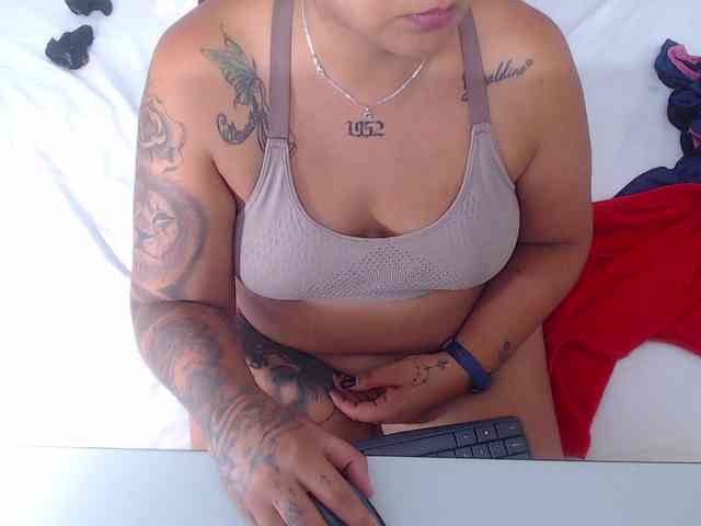 fat-naughtyass webcam