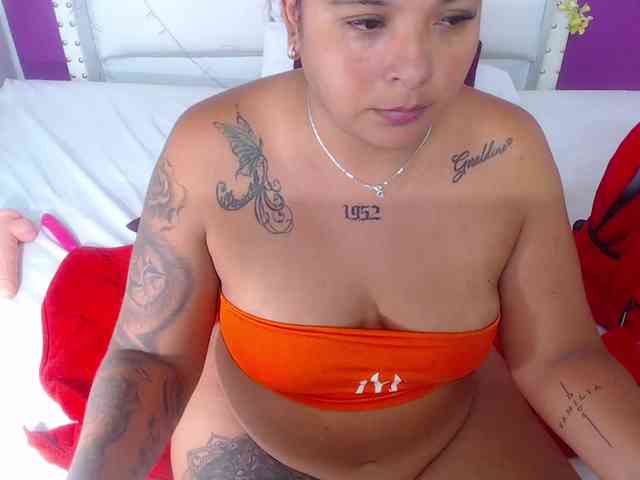 fat-naughtyass webcam