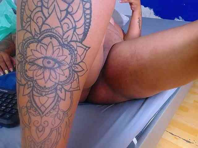 fat-naughtyass webcam