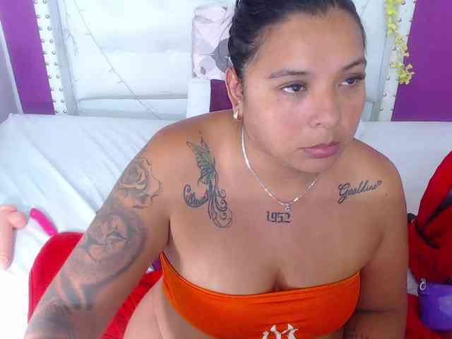 fat-naughtyass webcam