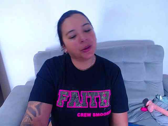 fat-naughtyass webcam